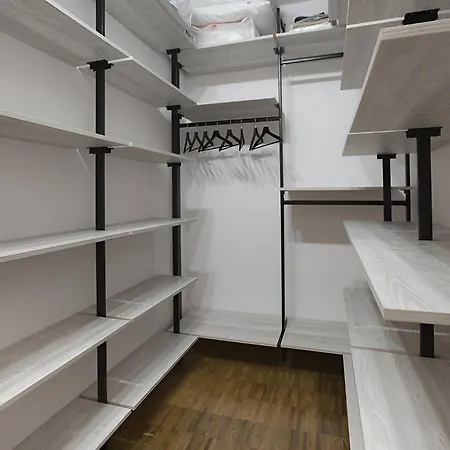 Cozy Near The شقة *